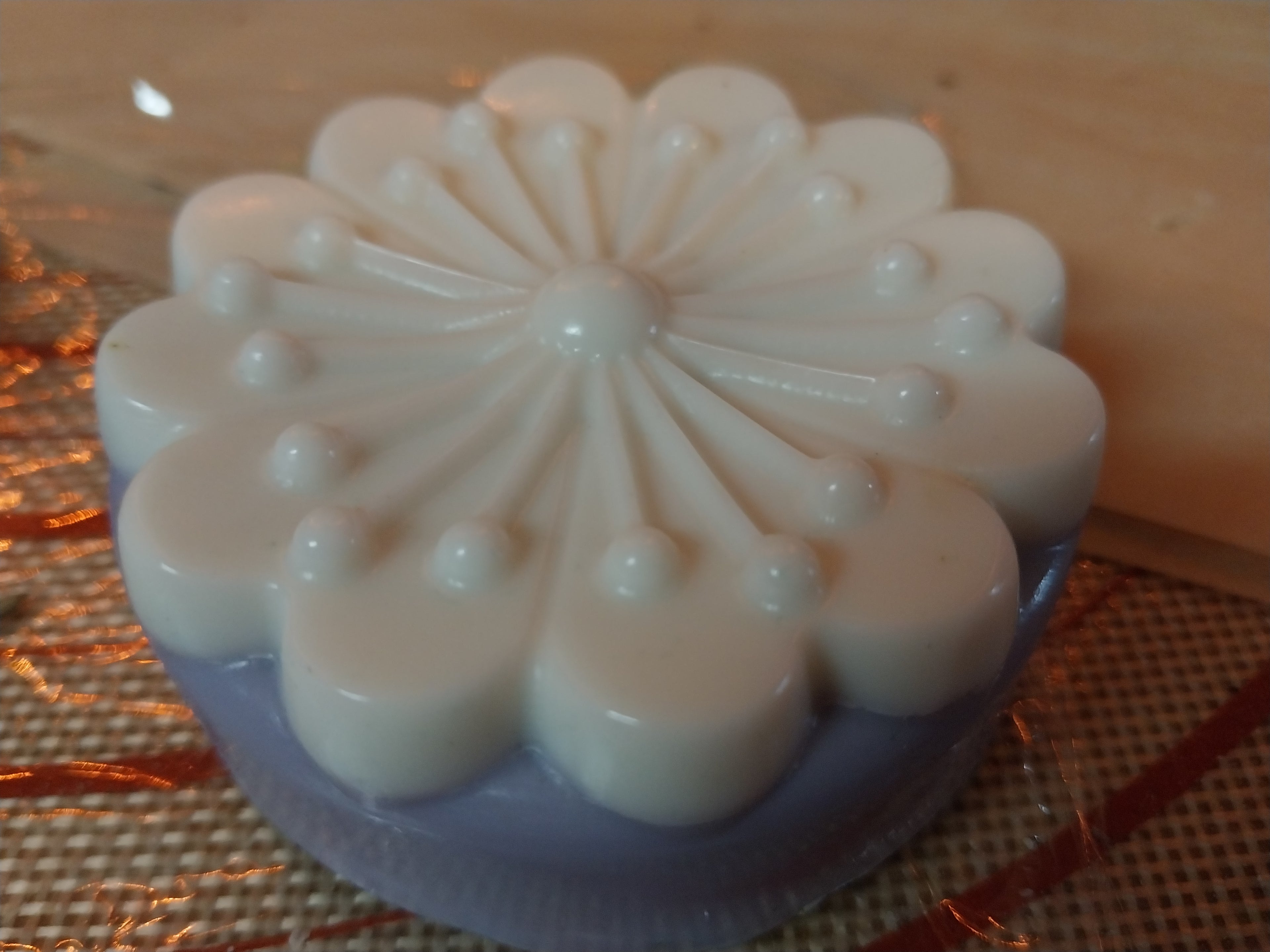 SOAPer Nova Handmade soaps (4 scents,multiple designs)