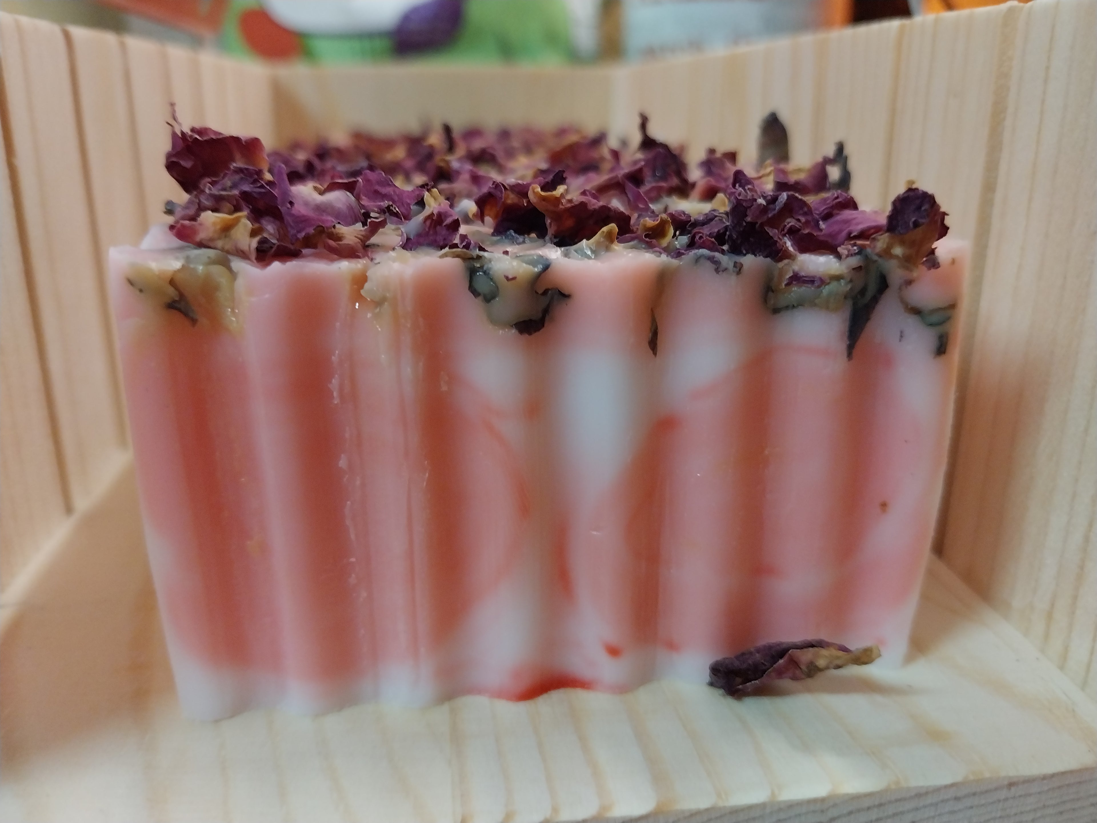 SOAPer Nova Handmade soaps (4 scents,multiple designs)